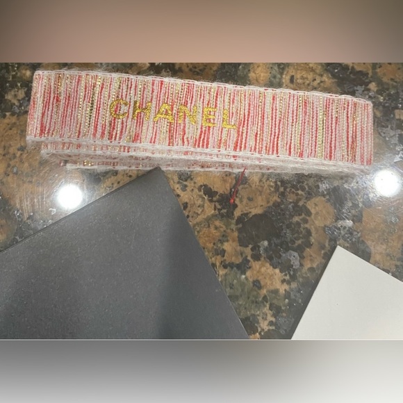 Chanel packaging - Picture 3 of 3